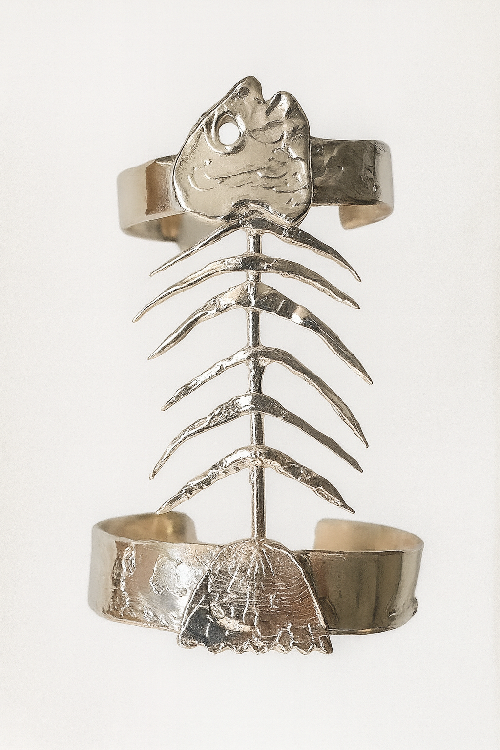 Filet De Poisson Cuff