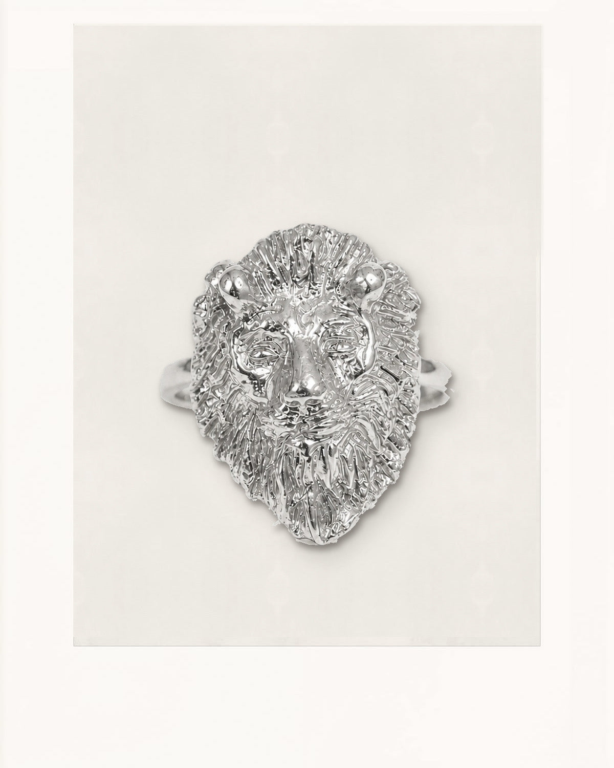 The Leo Ring